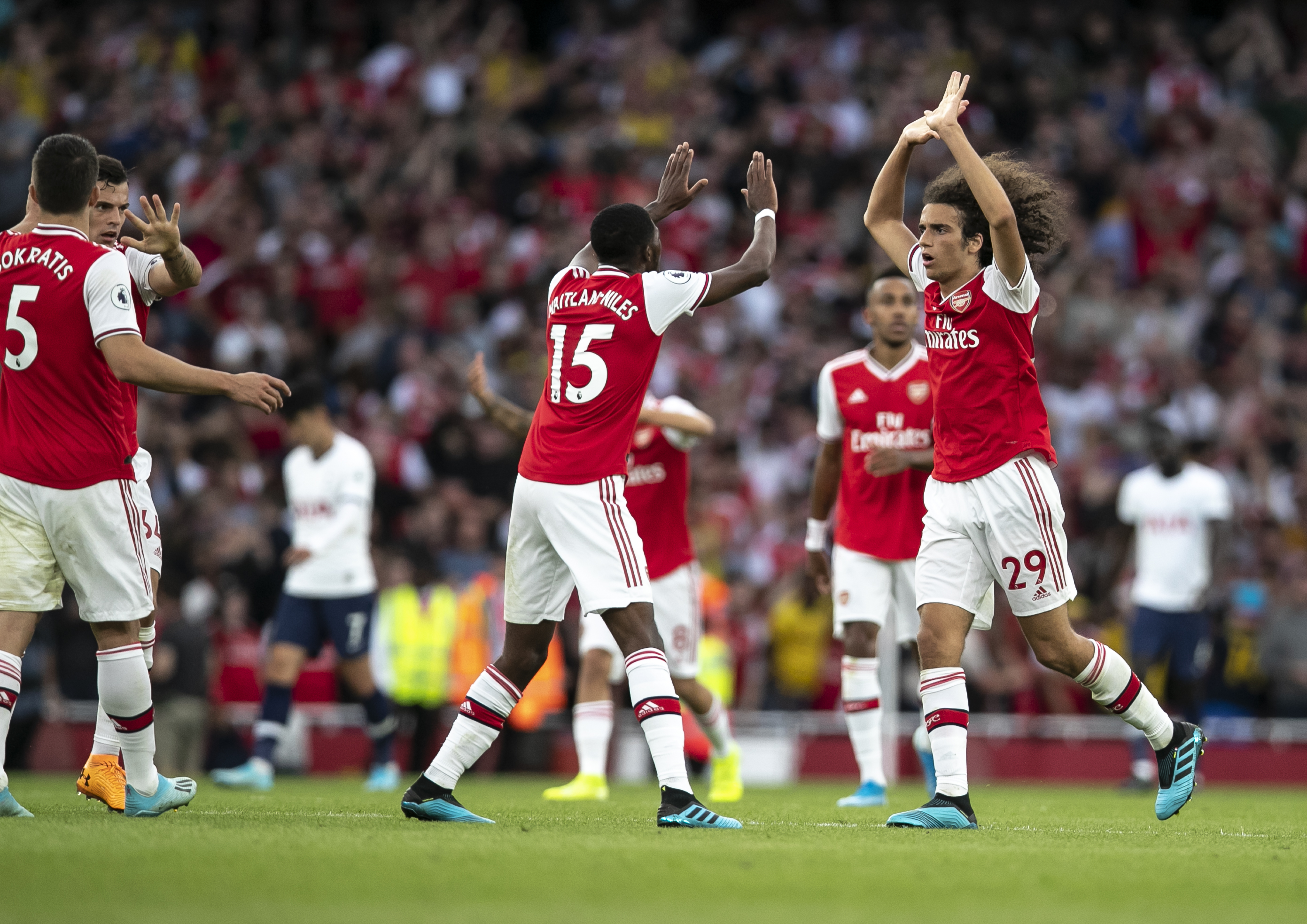 无人机与扩 无人机与扩