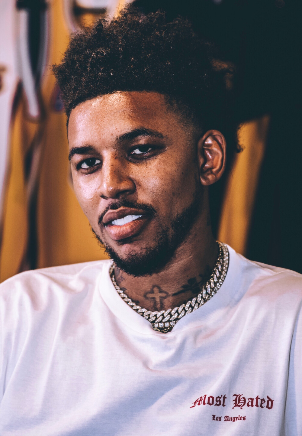 也能在直播 也能在直播