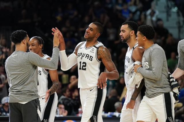 异世界x异 异世界x异